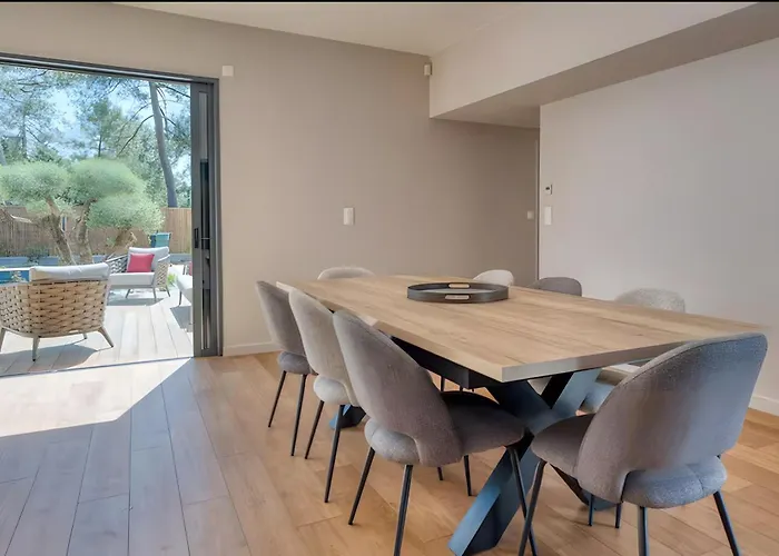 La Villa Des Pins D'Or
